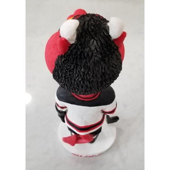 New Jersey Devils Mascot Bobblehead in White Jersey by Bobble Dobbles Rare 2001 - Picture 2 of 10